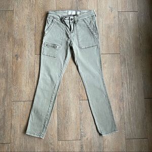 Anthropologie - Women’s - Military Green Cargo Pants - Size 26p